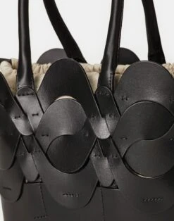 Vachetta Leather 8 Knot Tote—Small 23 Vachetta Leather 8 Knot Tote—Small -Chic Daily Fashion a2062 hgbx black detail2