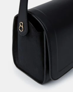 Calfskin Leather & Suede Saddle Bag—Medium -Chic Daily Fashion a2343 hgbx black detail2
