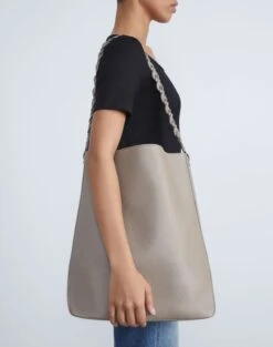 Grained Calfskin Leather 8 Knot Hobo—Large 38 Grained Calfskin Leather 8 Knot Hobo—Large -Chic Daily Fashion a2439 hgbx taupe full2