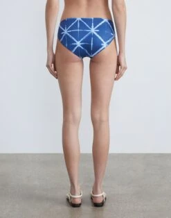 L148 Swim Shibori Print Reversible Bikini Bottom -Chic Daily Fashion a2511 swimx parisian blue multi back