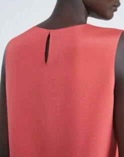 Silk Crepe De Chine Sleeveless Blouse -Chic Daily Fashion mbdf5r 5553 vibrant coral detail2