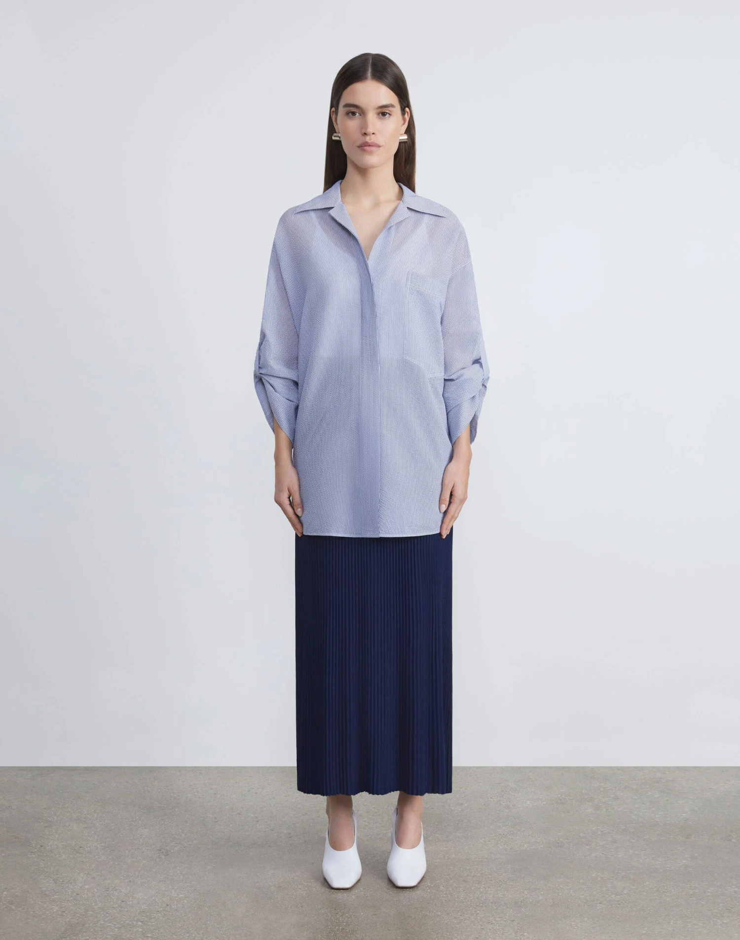 Silk-Cotton Seersucker Chiffon Tab Sleeve Oversized Blouse 2 Silk-Cotton Seersucker Chiffon Tab Sleeve Oversized Blouse - Image 2