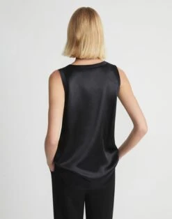 Silk Charmeuse Reversible Perla Blouse 22 Silk Charmeuse Reversible Perla Blouse -Chic Daily Fashion mbw19r 2629 black back