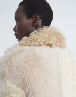 Long Hair Shearling Reversible Double-Breasted Overcoat 11 Long Hair Shearling Reversible Double-Breasted Overcoat -Chic Daily Fashion mcb46r f650 rye detail2