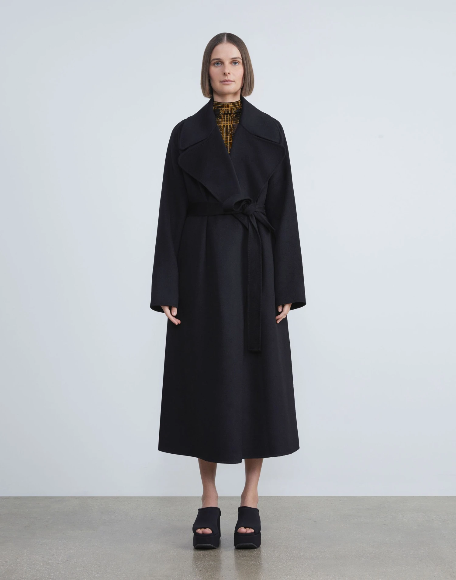 Double Face Cashmere Oversized Trench Coat 2 Double Face Cashmere Oversized Trench Coat - Image 2