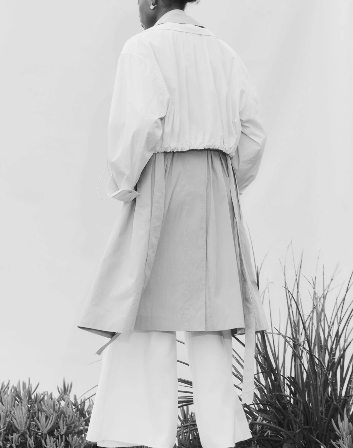 Two Tone Cotton Oversized Convertible Trench Coat 8 Two Tone Cotton Oversized Convertible Trench Coat - Image 8