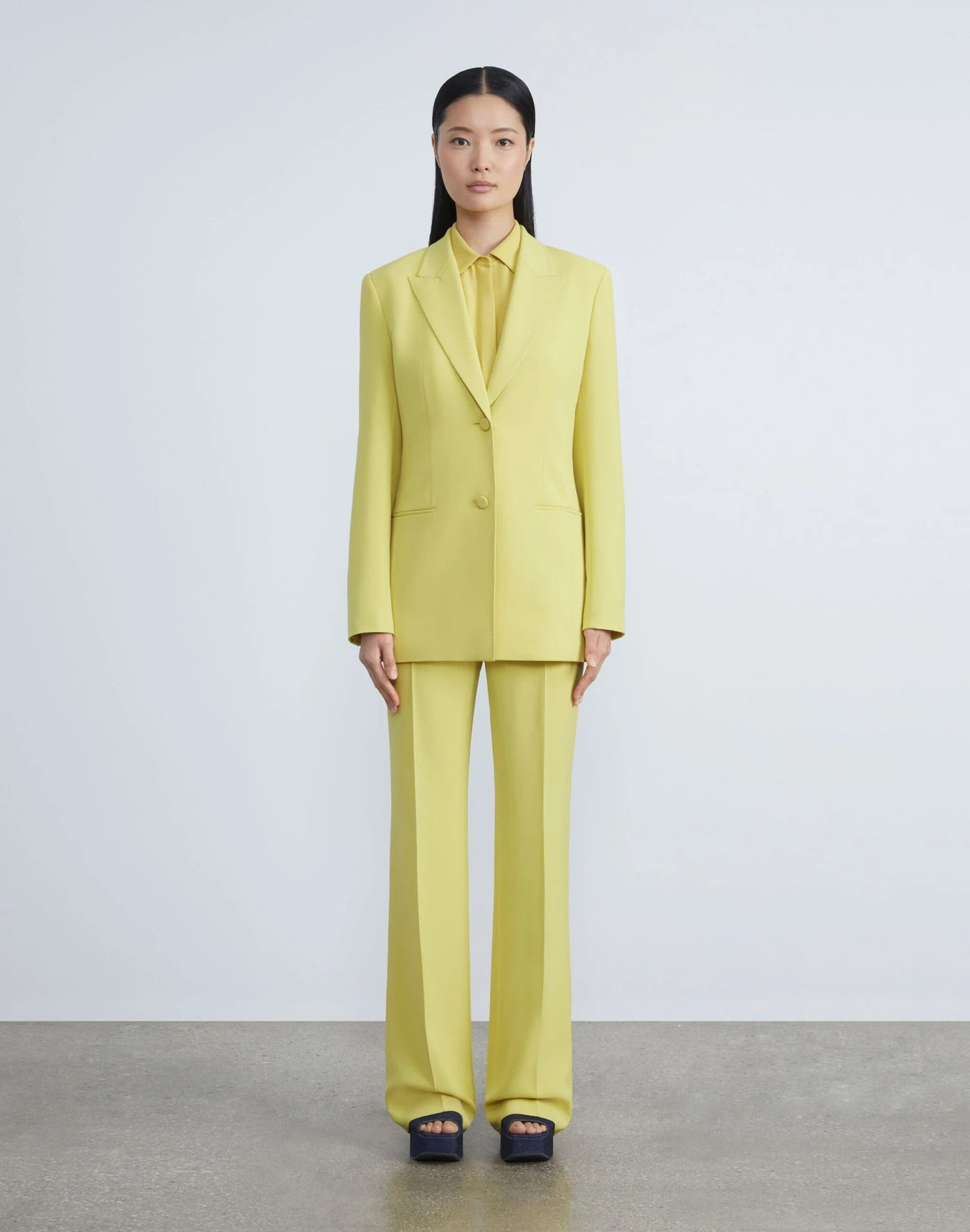 Finesse Crepe Fitted Blazer 4 Finesse Crepe Fitted Blazer - Image 4