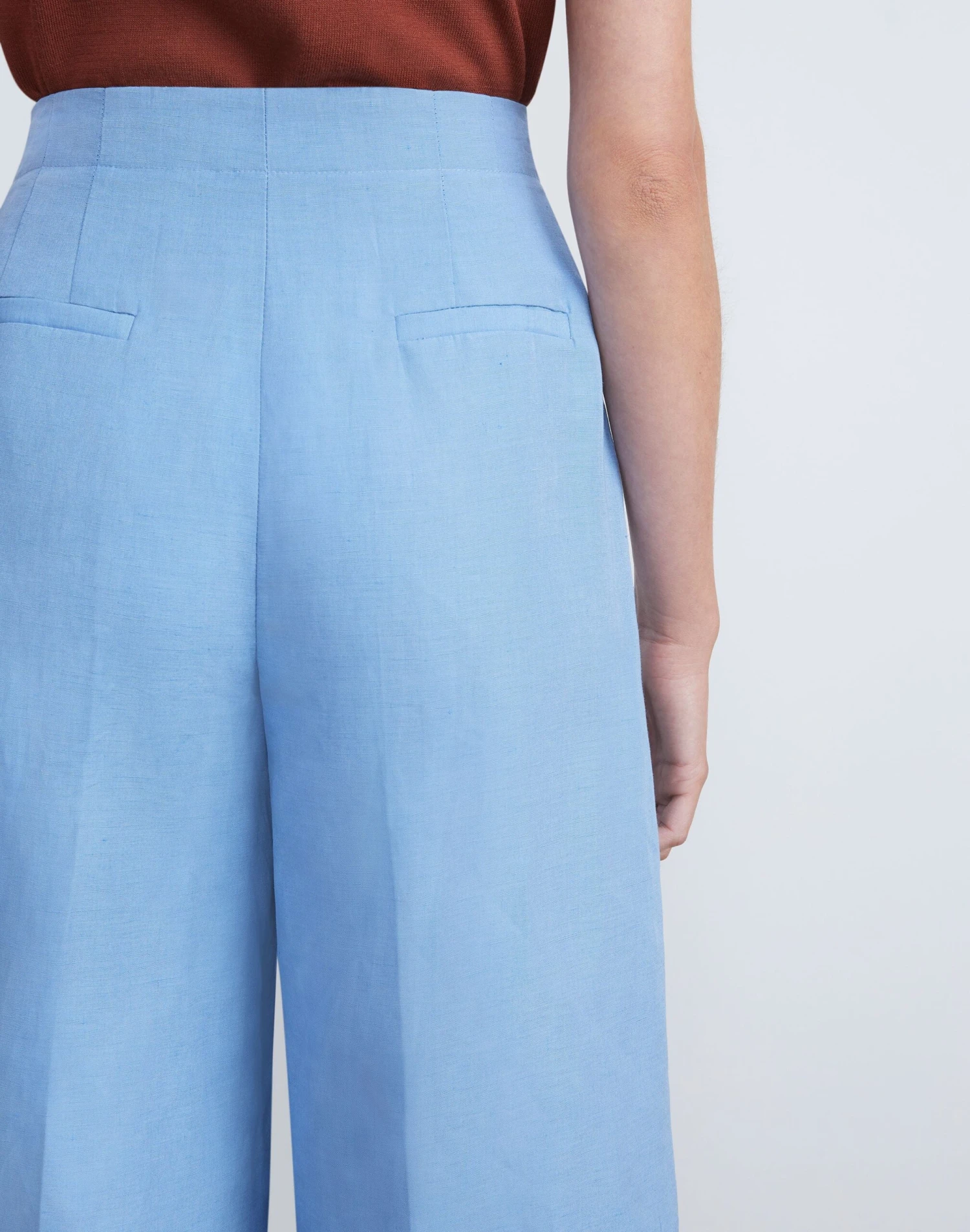 Silk-Linen Ryerson Bermuda Short 20 Silk-Linen Ryerson Bermuda Short - Image 20