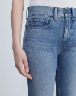 L148 Denim Reeve Straight Jean -Chic Daily Fashion mpc23w 1m79 faded skyline detail