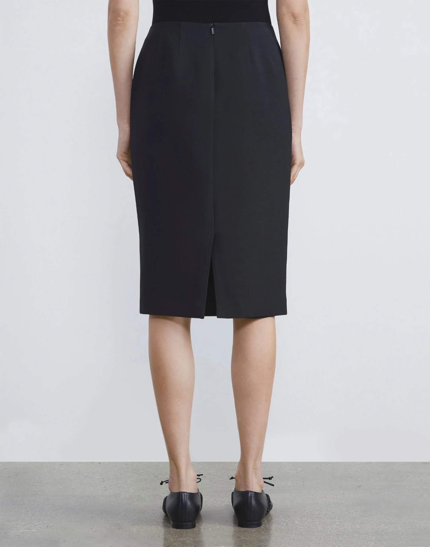Wool-Silk Crepe Pencil Skirt 4 Wool-Silk Crepe Pencil Skirt - Image 4