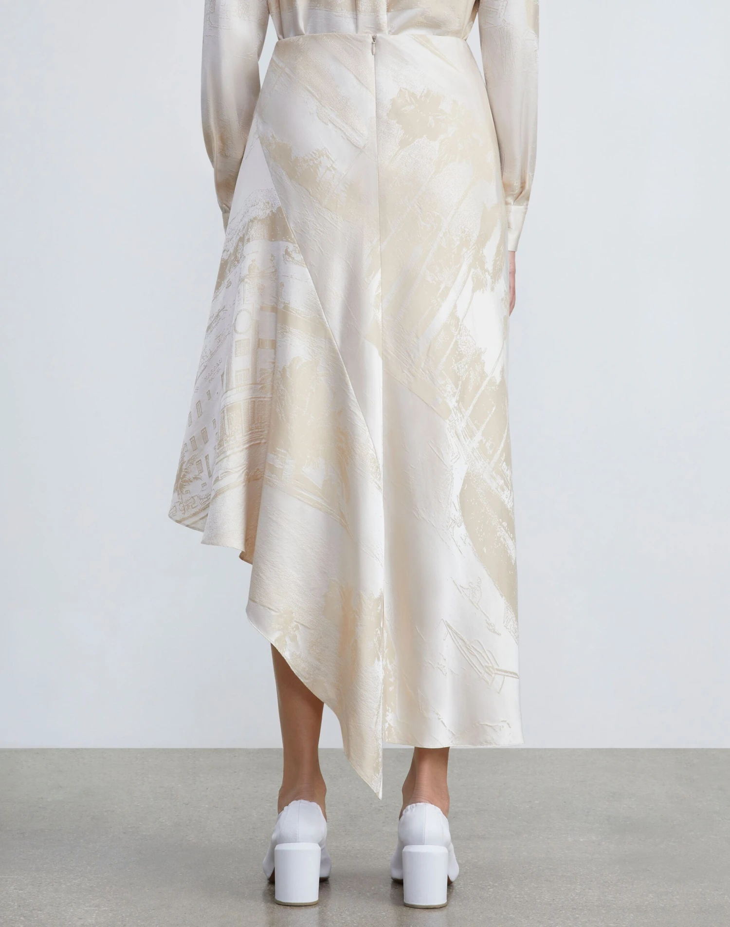 Postcards Jacquard Silk Asymmetric Skirt 4 Postcards Jacquard Silk Asymmetric Skirt - Image 4