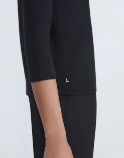 Fine Gauge Cashmere V-Neck Sweater -Chic Daily Fashion mwcb9r kc61 black detail