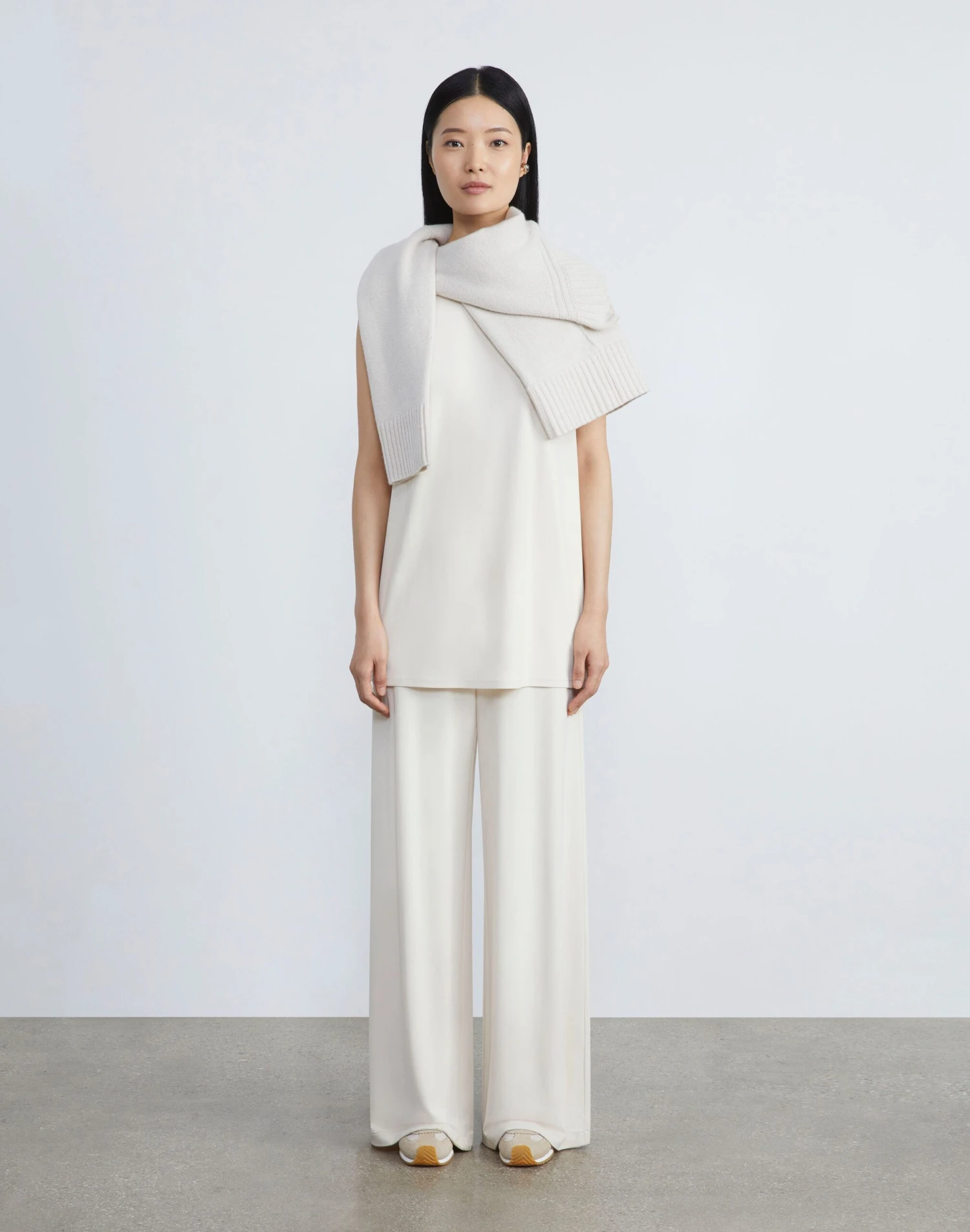 Cashmere Ribbed V-Neck Sweater 2 Cashmere Ribbed V-Neck Sweater - Image 2